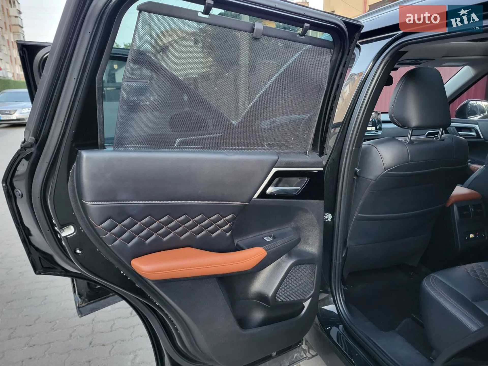 2022 Mitsubishi Outlander - мініатюра 34