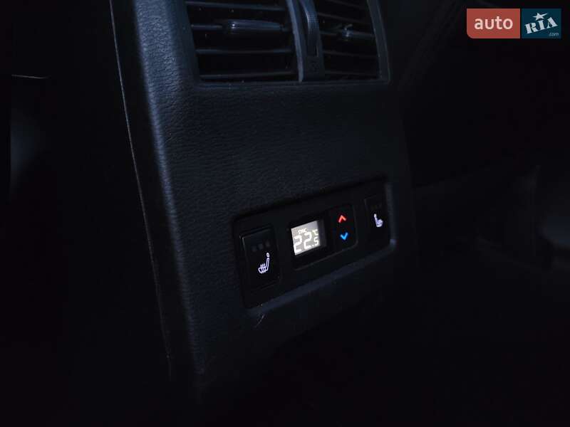 Позашляховик / Кросовер Mitsubishi Outlander 2022 в Львові