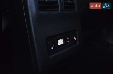 Внедорожник / Кроссовер Mitsubishi Outlander 2022 в 