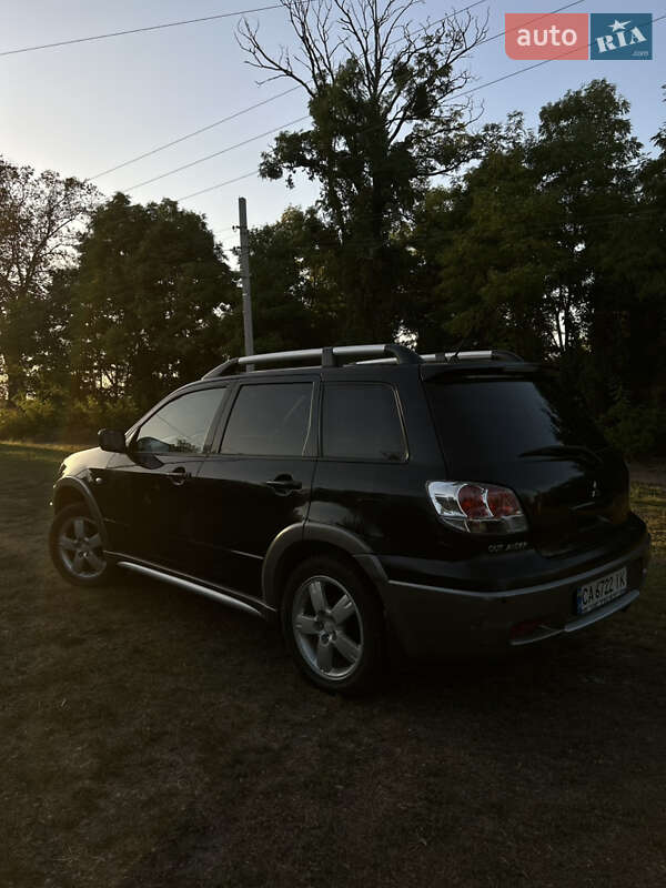 Позашляховик / Кросовер Mitsubishi Outlander 2006 в Чорнобаї