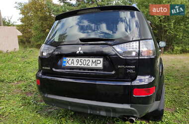 Внедорожник / Кроссовер Mitsubishi Outlander 2008 в 