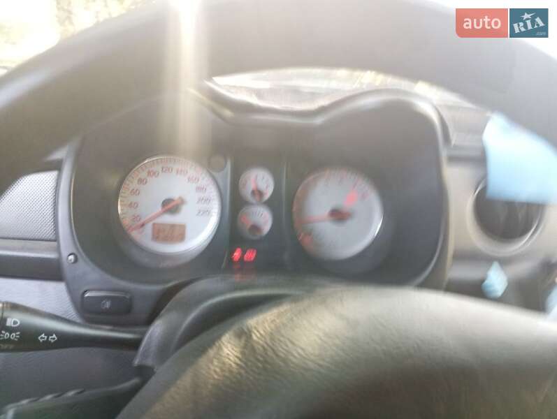 Позашляховик / Кросовер Mitsubishi Outlander 2008 в Миргороді