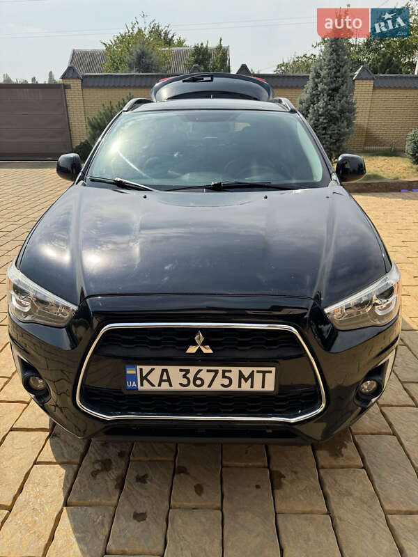 Mitsubishi Outlander 2014