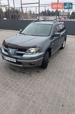 Внедорожник / Кроссовер Mitsubishi Outlander 2003 в Шептицькому