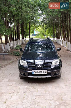 Внедорожник / Кроссовер Mitsubishi Outlander 2007 в 