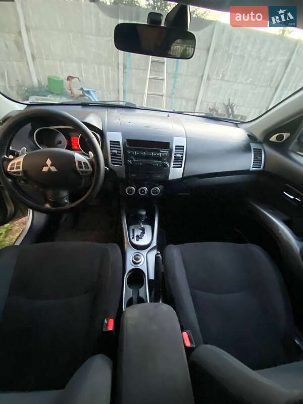 Внедорожник / Кроссовер Mitsubishi Outlander 2008 в Харькове