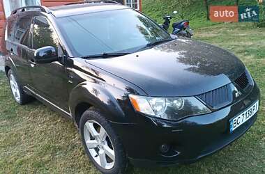 Внедорожник / Кроссовер Mitsubishi Outlander 2008 в 