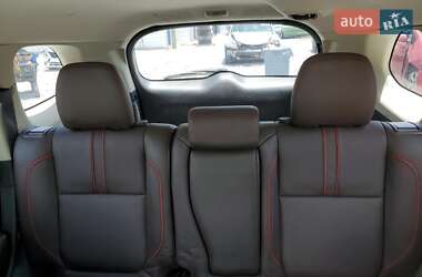 Внедорожник / Кроссовер Mitsubishi Outlander 2018 в 