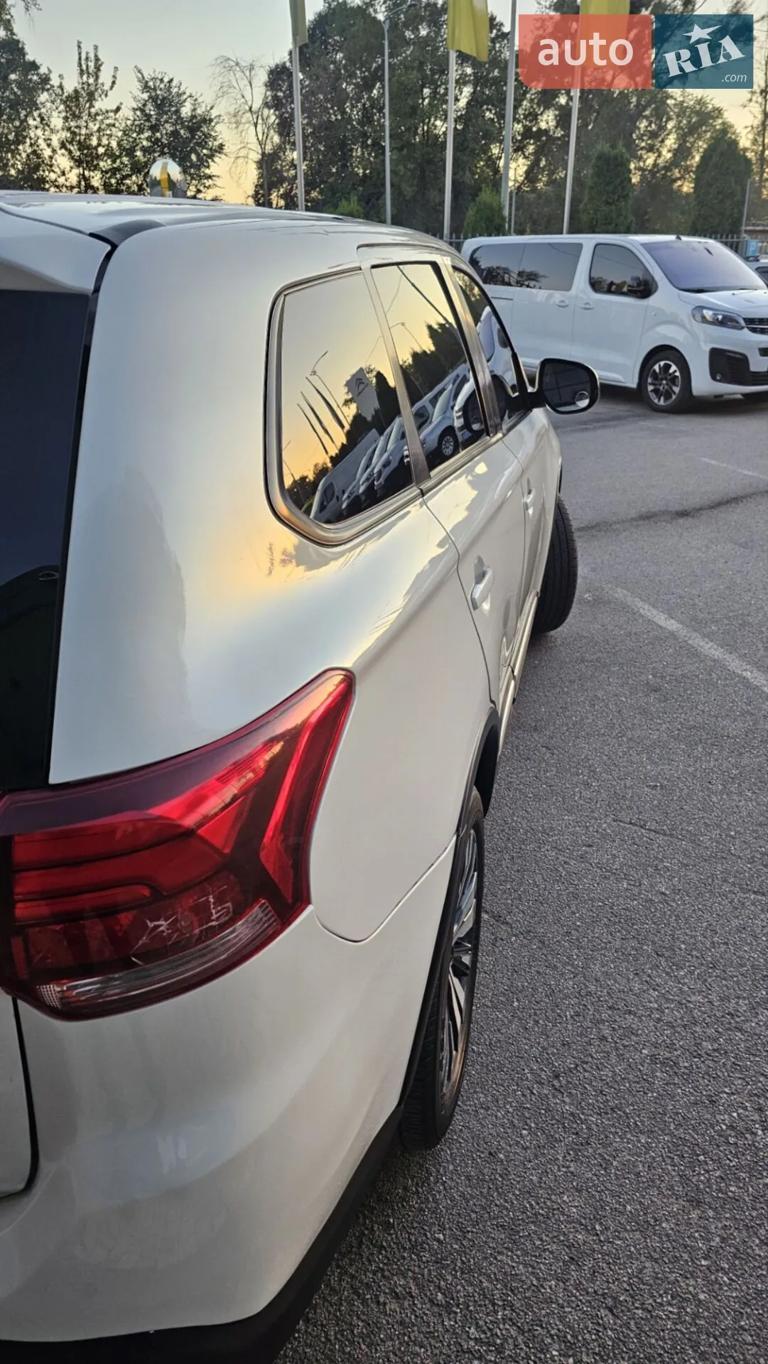 2019 Mitsubishi Outlander - мініатюра 5