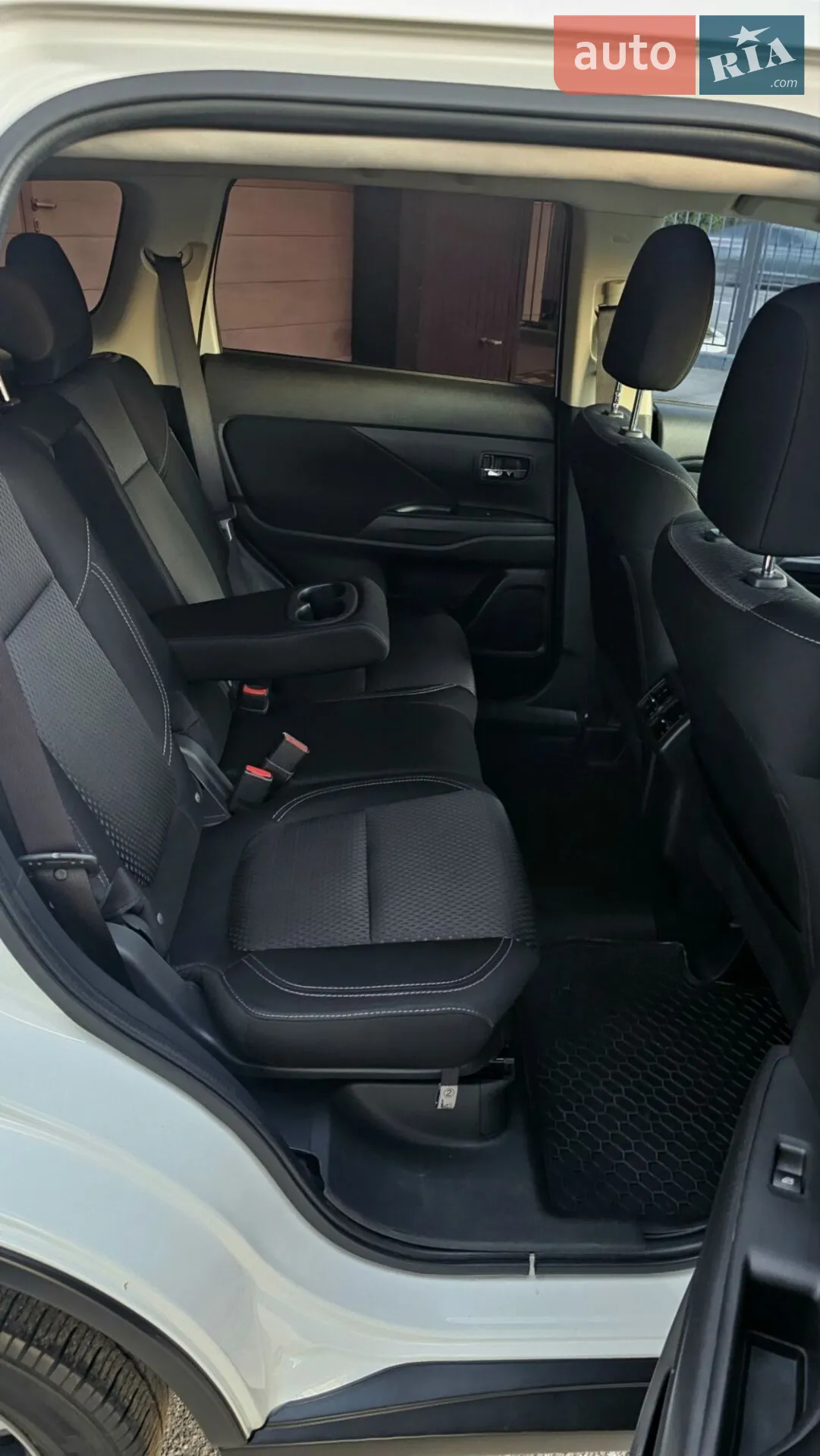 2019 Mitsubishi Outlander - мініатюра 17