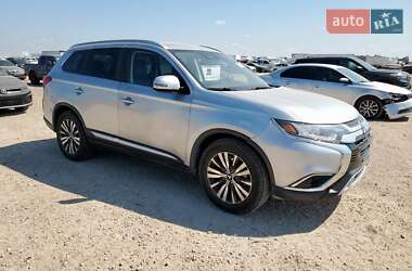 Mitsubishi Outlander 2020