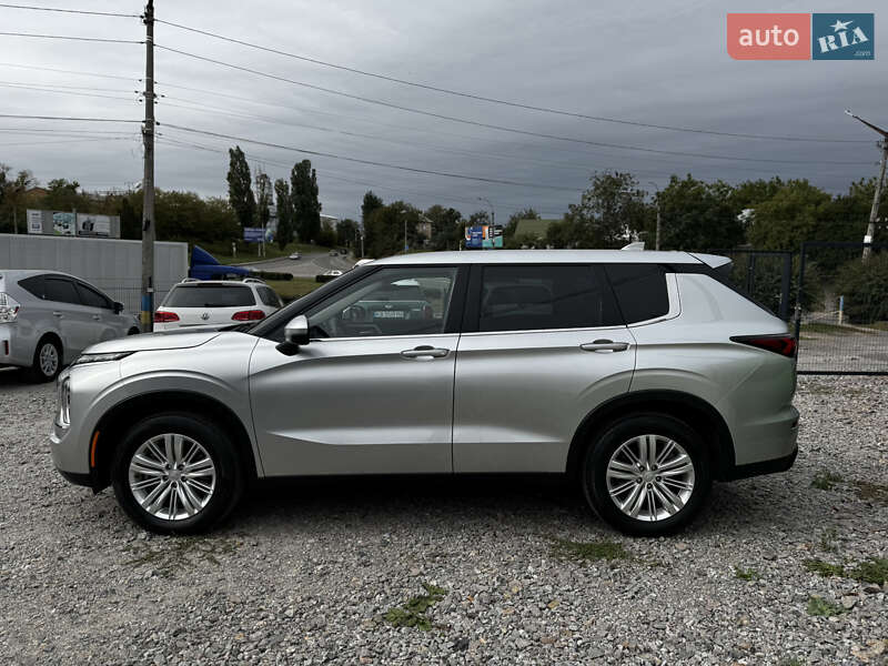 Внедорожник / Кроссовер Mitsubishi Outlander 2022 в Белой Церкви