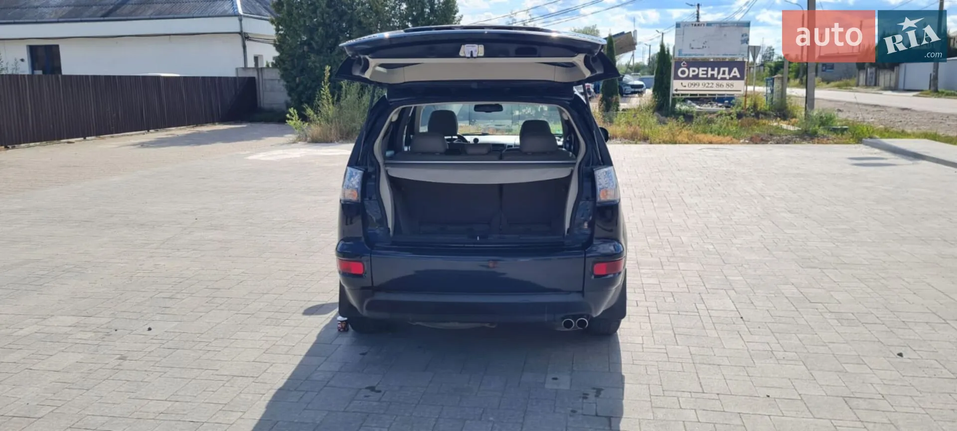 2012 Mitsubishi Outlander - мініатюра 16