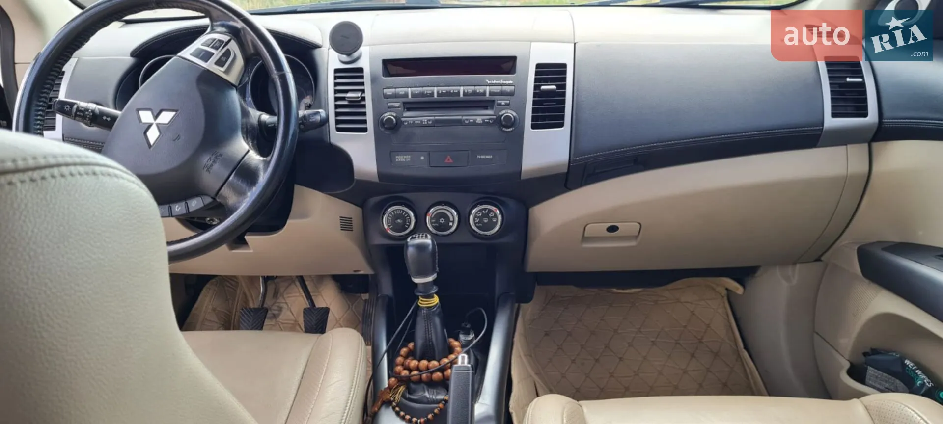 2012 Mitsubishi Outlander - мініатюра 19