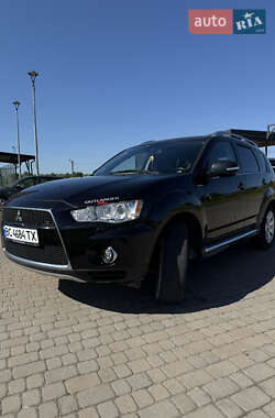 Внедорожник / Кроссовер Mitsubishi Outlander 2010 в 