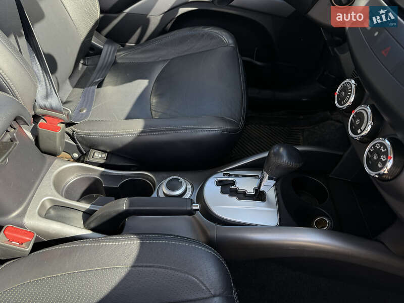 Позашляховик / Кросовер Mitsubishi Outlander 2010 в Львові