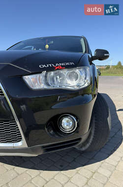 Внедорожник / Кроссовер Mitsubishi Outlander 2010 в 