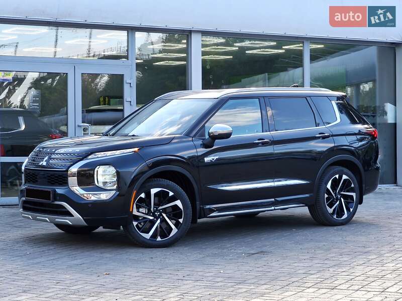 Позашляховик / Кросовер Mitsubishi Outlander 2023 в Дніпрі