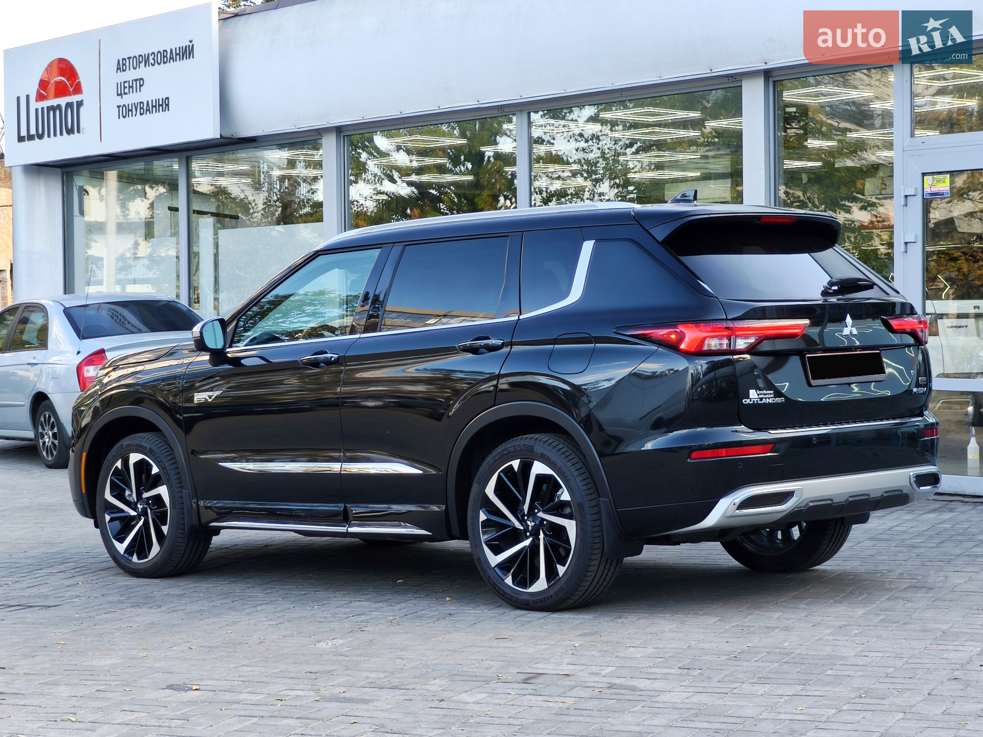 2023 Mitsubishi Outlander - мініатюра 8
