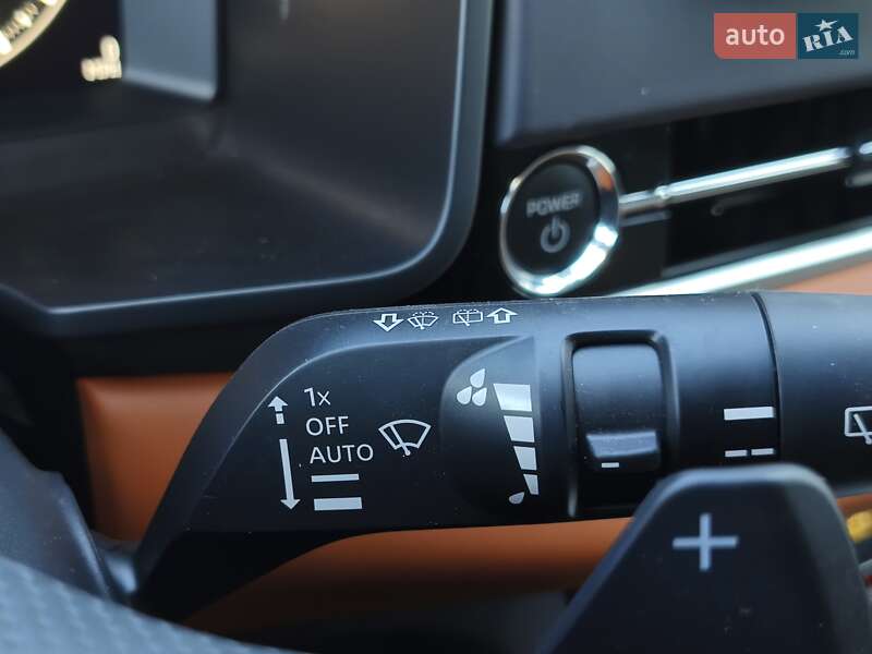 Позашляховик / Кросовер Mitsubishi Outlander 2023 в Дніпрі