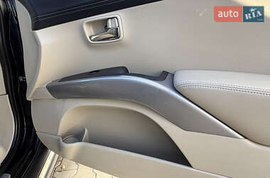 Внедорожник / Кроссовер Mitsubishi Outlander 2010 в 