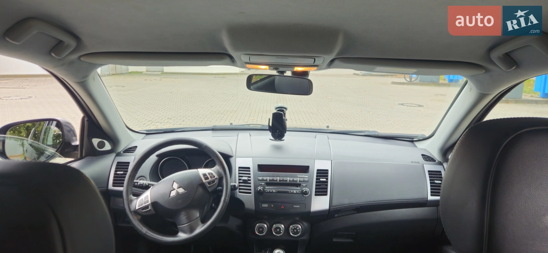 2010 Mitsubishi Outlander - мініатюра 6