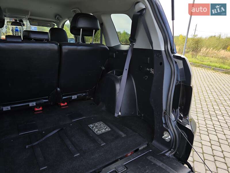 Внедорожник / Кроссовер Mitsubishi Outlander 2010 в Калуше