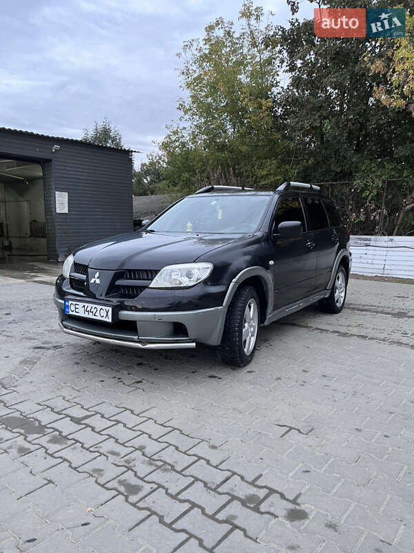 Внедорожник / Кроссовер Mitsubishi Outlander 2006 в 