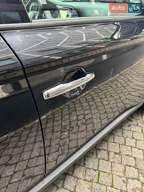 Позашляховик / Кросовер Mitsubishi Outlander 2013 в Чернівцях