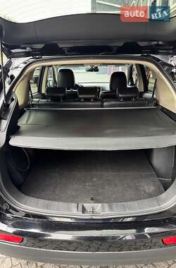 Внедорожник / Кроссовер Mitsubishi Outlander 2013 в 