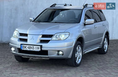 Внедорожник / Кроссовер Mitsubishi Outlander 2007 в Ровно
