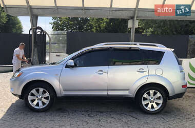 Внедорожник / Кроссовер Mitsubishi Outlander 2008 в 