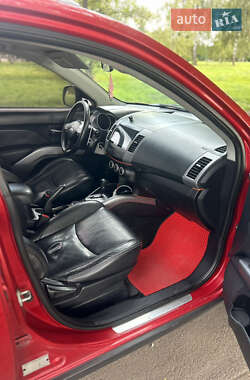 Внедорожник / Кроссовер Mitsubishi Outlander 2008 в 