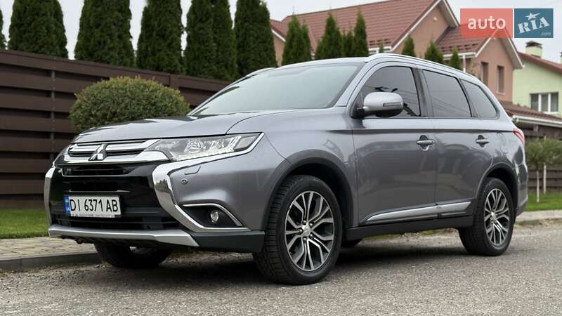 Внедорожник / Кроссовер Mitsubishi Outlander 2017 в Киеве фото 2 Внедорожник / Кроссовер Mitsubishi Outlander 2017 в Киеве