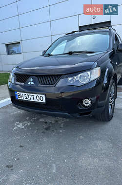 Внедорожник / Кроссовер Mitsubishi Outlander 2006 в 