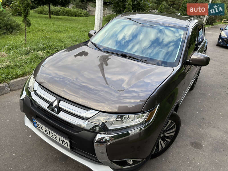 Mitsubishi Outlander 2018