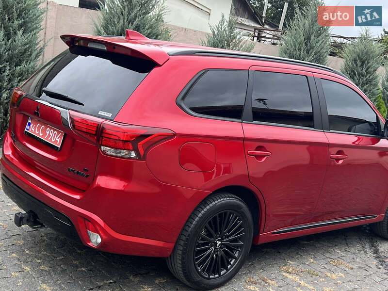 Внедорожник / Кроссовер Mitsubishi Outlander 2021 в Днепре