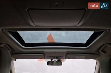 Внедорожник / Кроссовер Mitsubishi Outlander 2010 в 