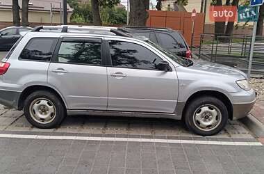 Внедорожник / Кроссовер Mitsubishi Outlander 2008 в Киеве