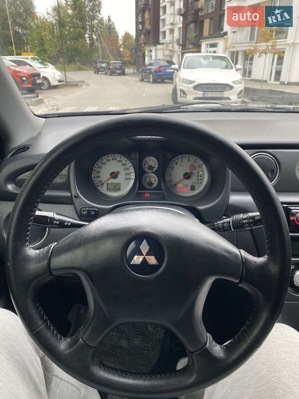 Внедорожник / Кроссовер Mitsubishi Outlander 2008 в Белогородке