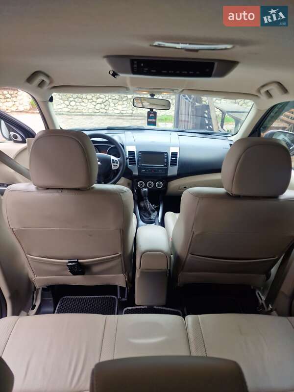 Позашляховик / Кросовер Mitsubishi Outlander 2007 в Тернополі