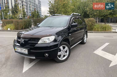 Внедорожник / Кроссовер Mitsubishi Outlander 2008 в 