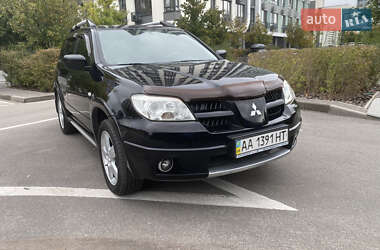 Внедорожник / Кроссовер Mitsubishi Outlander 2008 в 