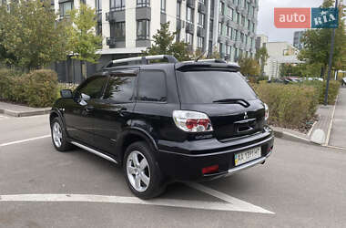 Внедорожник / Кроссовер Mitsubishi Outlander 2008 в 