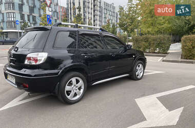 Внедорожник / Кроссовер Mitsubishi Outlander 2008 в 