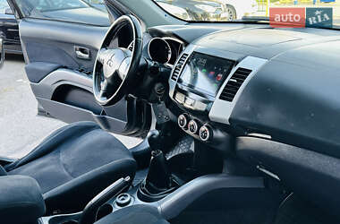 Внедорожник / Кроссовер Mitsubishi Outlander 2007 в 