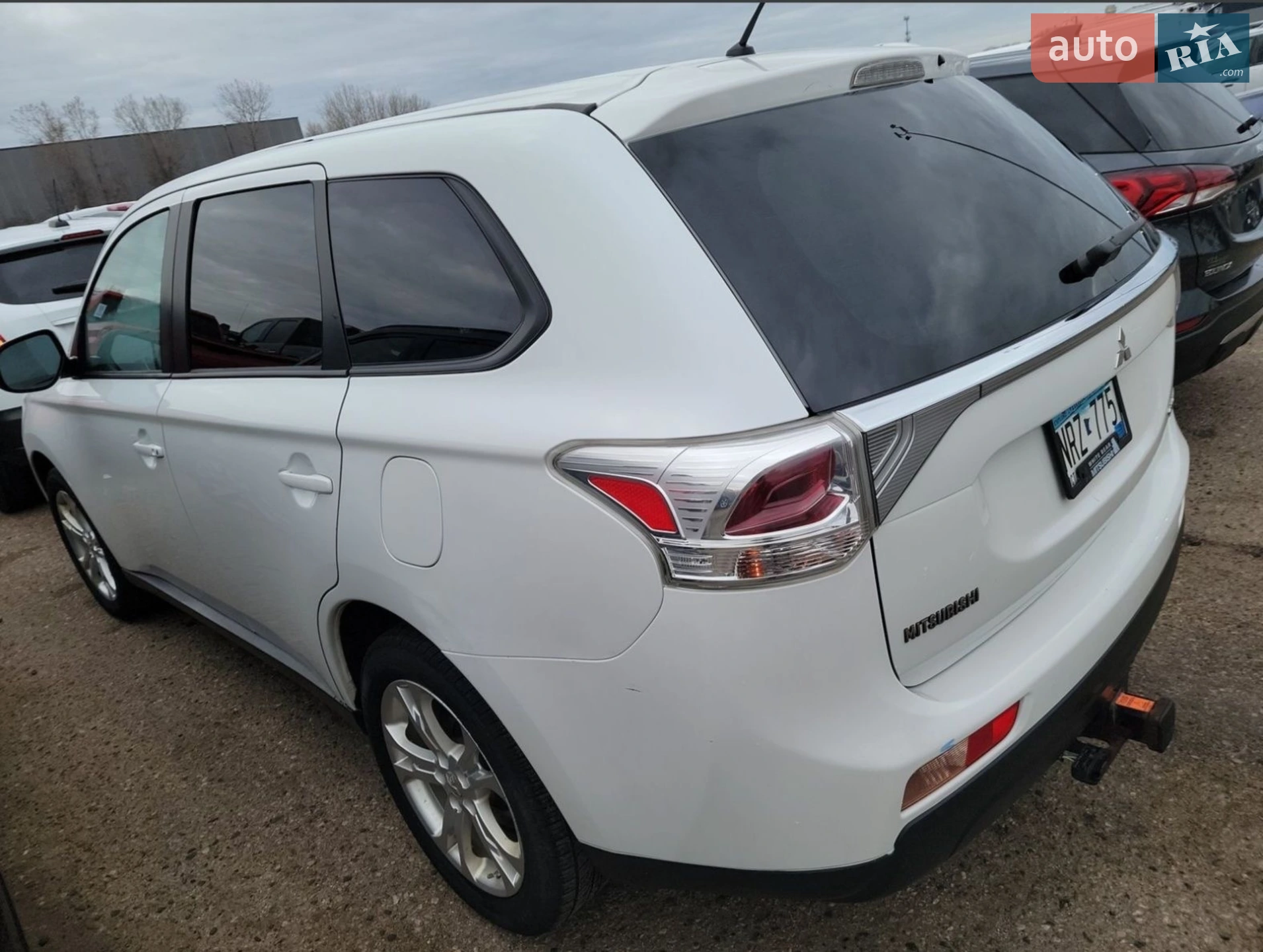 2014 Mitsubishi Outlander - мініатюра 3