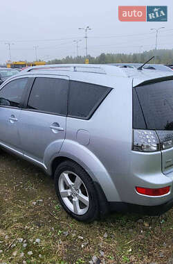 Внедорожник / Кроссовер Mitsubishi Outlander 2008 в 
