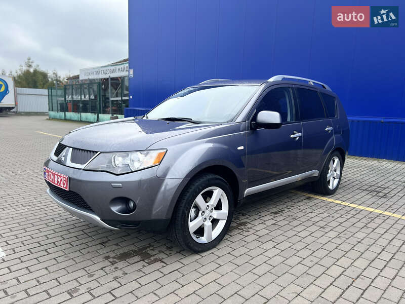 Внедорожник / Кроссовер Mitsubishi Outlander 2008 в Дубно