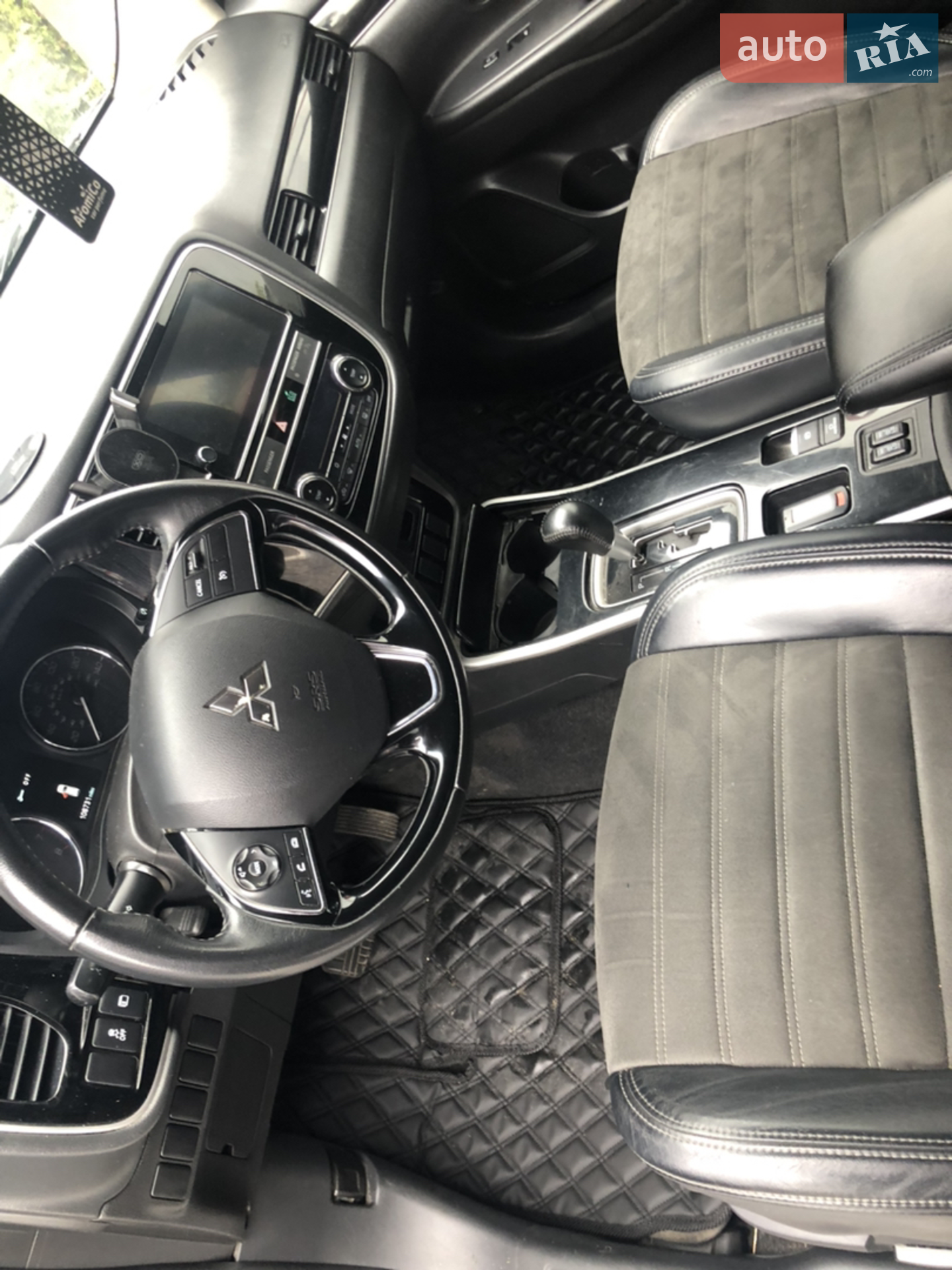 2019 Mitsubishi Outlander - мініатюра 19